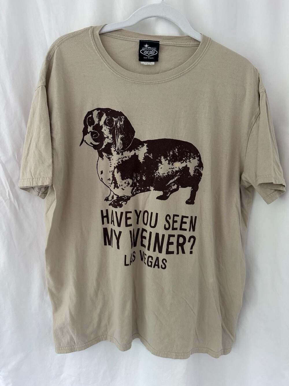 Welcome to the Strip Las Vegas Have You Seen My Weiner Dachshund Graphic T-Shirt